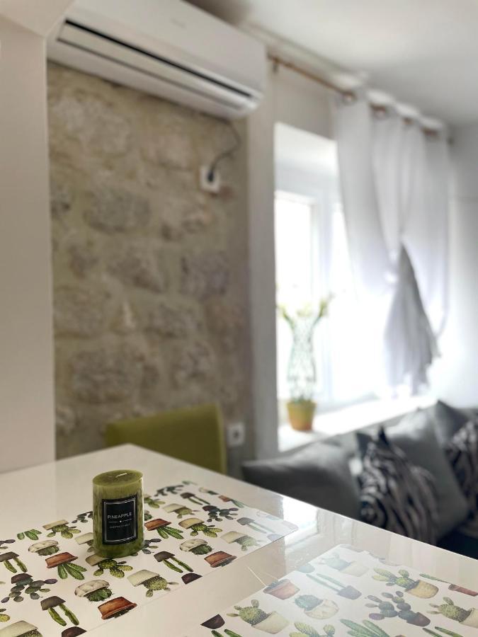 Cozy Little House Kotor Apartamento Exterior foto